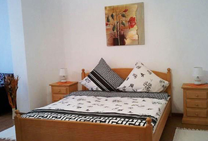 92m2, up to 4 +1 persons, from 75 €/night